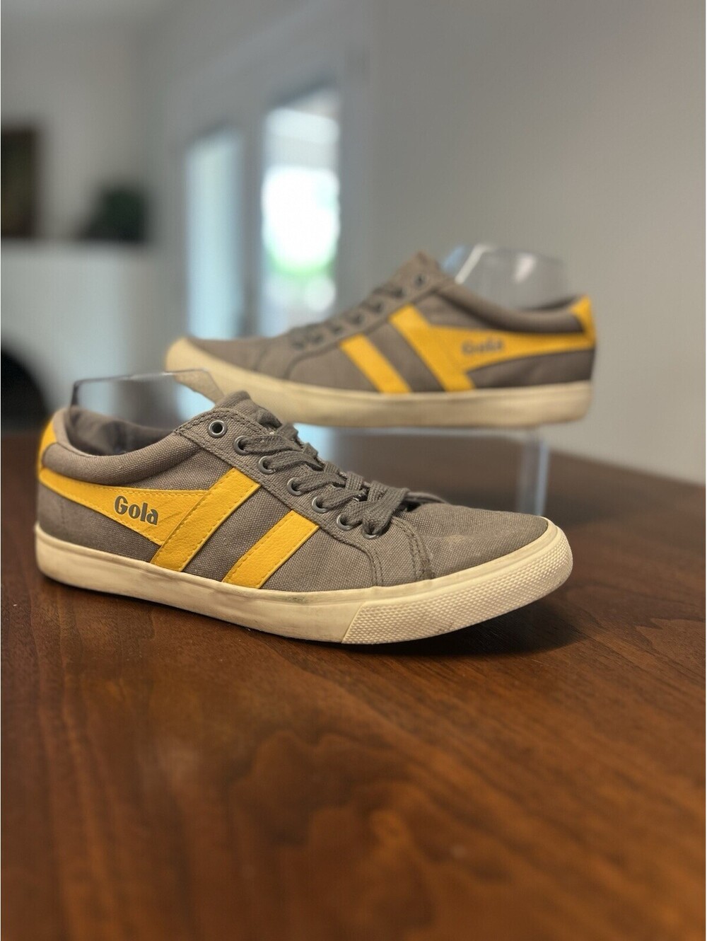Gola Varsity Men’s Canvas Sneakers Ash Grey Yellow Sun CMA331 Size 8 US Low Top